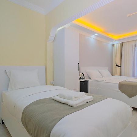 Lucky Hotel Istanbul Exteriör bild